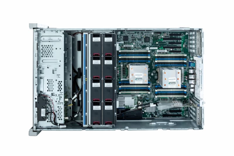 HPE ML350 Gen9, 2x E5-2630v3 2.40GHz, 8-core, noRAM, 16xSFF,  P440ar/2G/Batt, H240, 2x800W