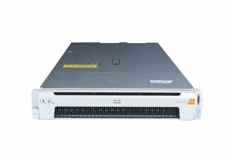 Cisco Hyperflex HXAF240c M5, 2xGold6140 2.3GHz, 18-Core, noRAM, 256GB SSD,26xSFF, 3508 12G HBA, 2x1050W Cisco Hyperflex HXAF240c M5, 2xGold6140 2.3GHz, 18-Core, noRAM, 256GB SSD,26xSFF, 3508 12G HBA, 2x1050W