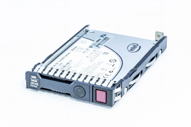 HP SSD 300GB 6G SATA 2.5"; VE SC