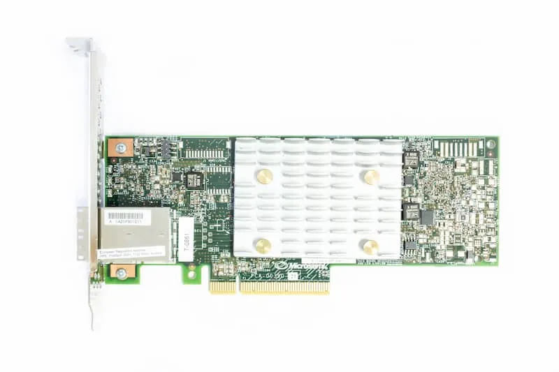 HPE Smart Array E208e-p SR Gen10 