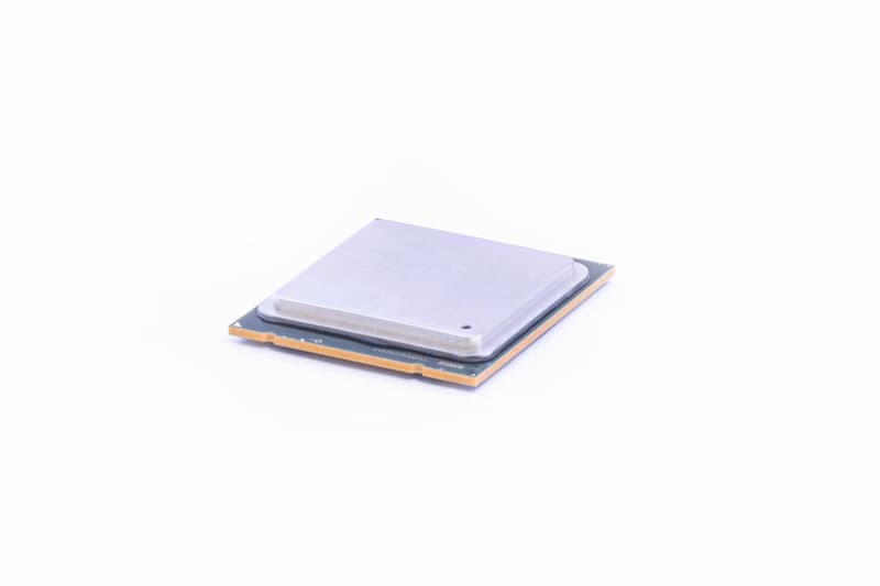 INTEL CPU Xeon E5-2670@2.60Hz, 8-Core, 20MB, 115W INTEL CPU Xeon E5-2670@2.60Hz, 8-Core, 20MB, 115W