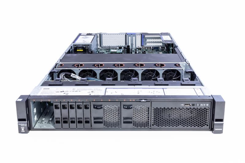 Lenovo x3650 M5, 2x E5-2697v4@2.30GHz, 18-Core, 32GB PC4-2400T (2x16), 8xSFF, M1215, 2x900W