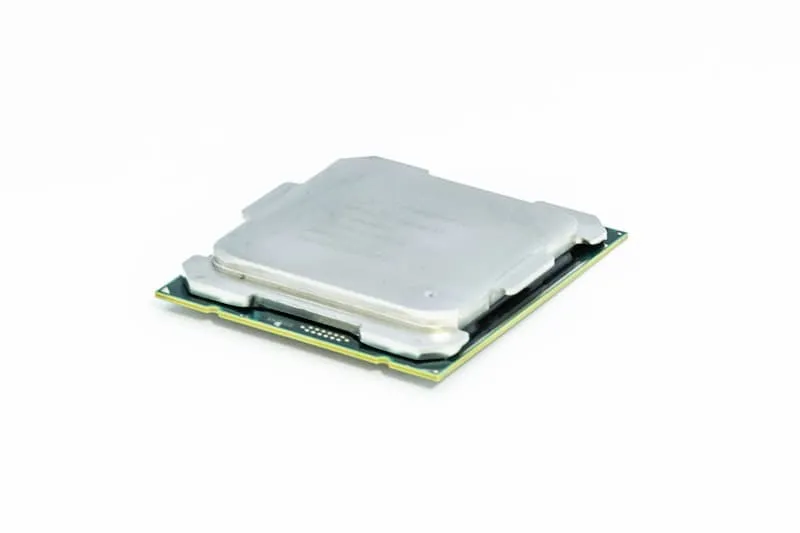 INTEL CPU Xeon E5-2620v4@2.10GHz, 8-Core INTEL CPU Xeon E5-2620v4@2.10GHz, 8-Core, 20MB, 85W