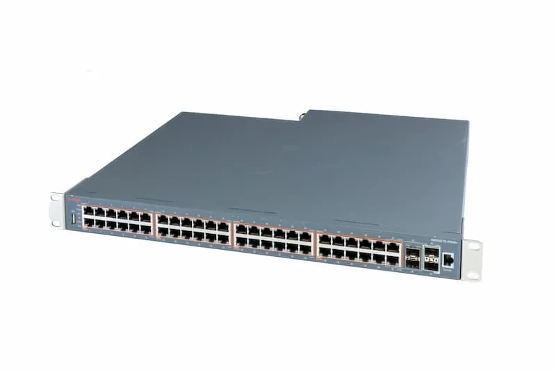Avaya Switch 4850GTS-PWR+, 46x GbE RJ45 PoE, 2x GbE RJ45(PoE)/SFP shared, 2x 10GbE SFP+, 2x 1000W Avaya Switch 4850GTS-PWR+, 46x GbE RJ45 PoE, 2x GbE RJ45(PoE)/SFP shared, 2x 10GbE SFP+, 2x 1000W