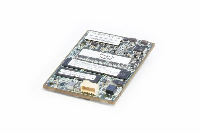 Lenovo ServeRAID M5100 Series 1 GB Flash Memory Module