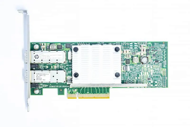 HP NIC 530SFP+ 10GB HP NIC 530SFP+ 10GB PCI-E DP