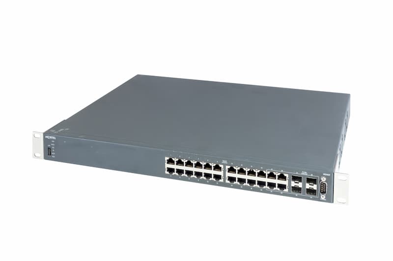 Nortel Switch 4524GT, stackable, 20x 1GbE RJ45, 4x 1GbE RJ45/SFP shared, 1x USB, Managed, int. PSU
