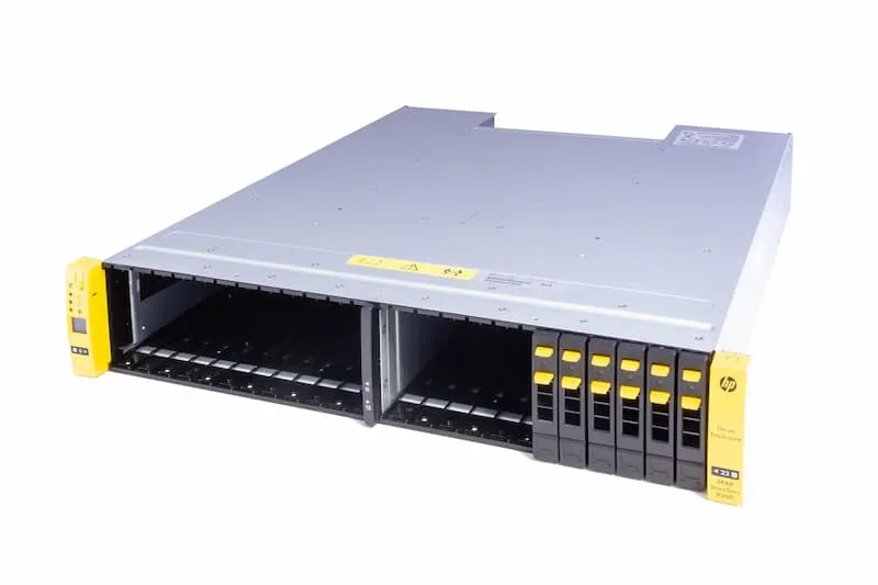 HPE 3PAR StoreServ 8000 SAS Drive Enclosure, 24xSFF, 2x SAS 12G 2P IO Module (QR491-63004), 2x 584W HPE 3PAR StoreServ 8000 SAS Drive Enclosure, 24xSFF, 2x SAS 12G 2P IO Module (QR491-63004), 2x 584W