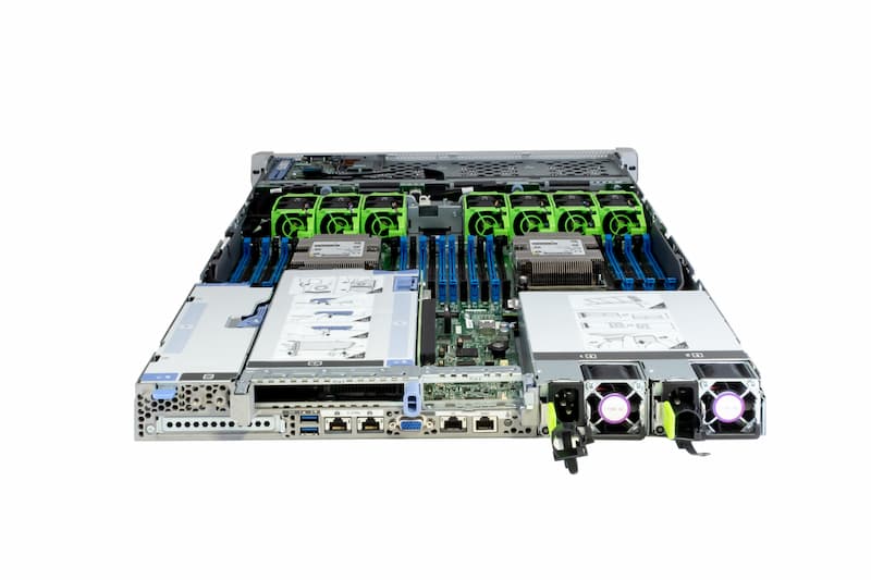 Cisco UCS C220 M5, 2x Gold 6126 2.60GHz, 12-core, noRAM, 4x LFF SATA, 1x 32GB SD-Card, 2x 770W