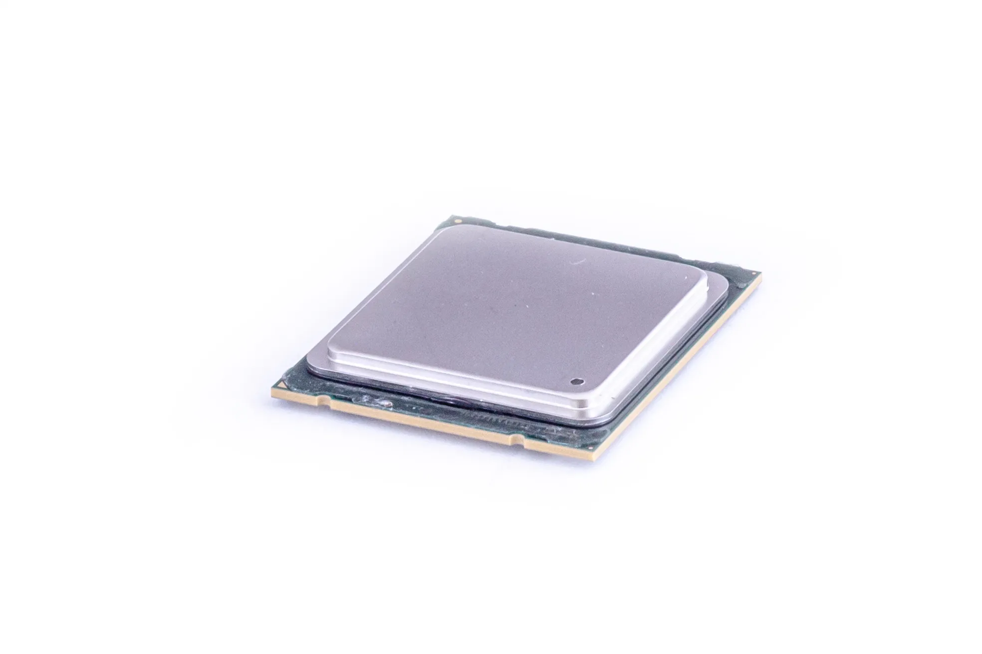 Intel Xeon CPU E5-2660 2.20GHz, 8-Core 20MB 95W