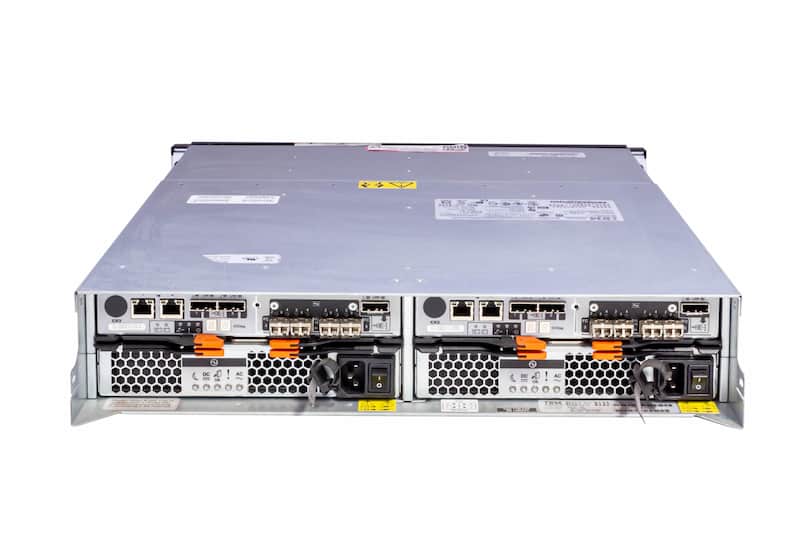 IBM DS3524 Dual Controller 6G SAS 24xSFF