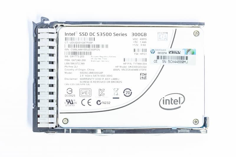 739888-B21, HP SSD 300GB HP SSD 300GB 6G SATA 2.5"; VE SC
