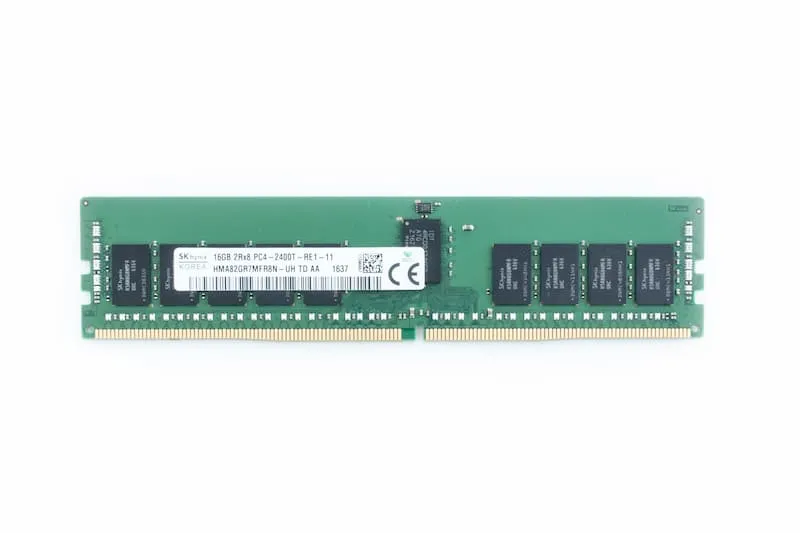 HYNIX RAM 16GB 2Rx8 PC4-2400T Memory Kit HYNIX RAM 16GB 2Rx8 PC4-2400T Memory Kit