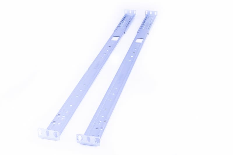 IBM RAIL KIT for SAN24B (and other Brocade based Switches/Brands)