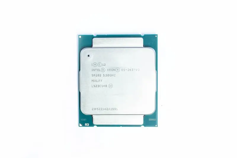 INTEL CPU Xeon E5-2637v3@3.5GHz, 4-core 15MB INTEL CPU Xeon E5-2637v3@3.5GHz, 4-core 15MB, 135W
