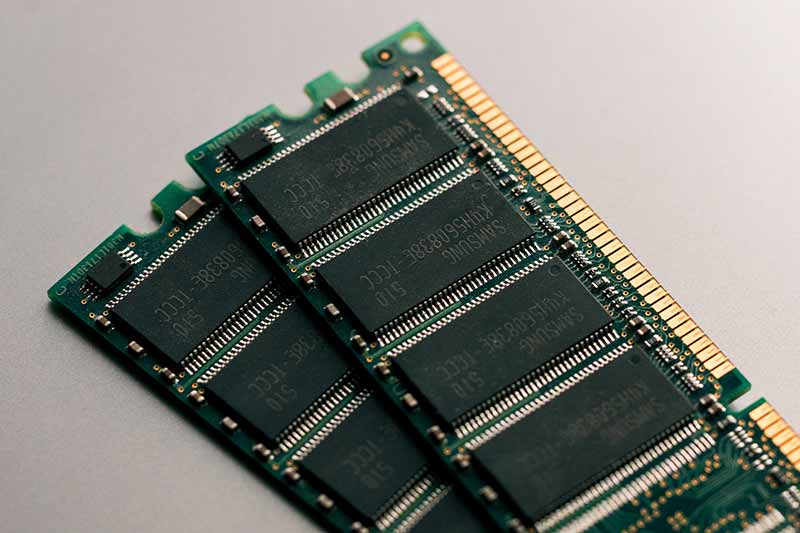 RAM upgrade in the server: What, how and when?