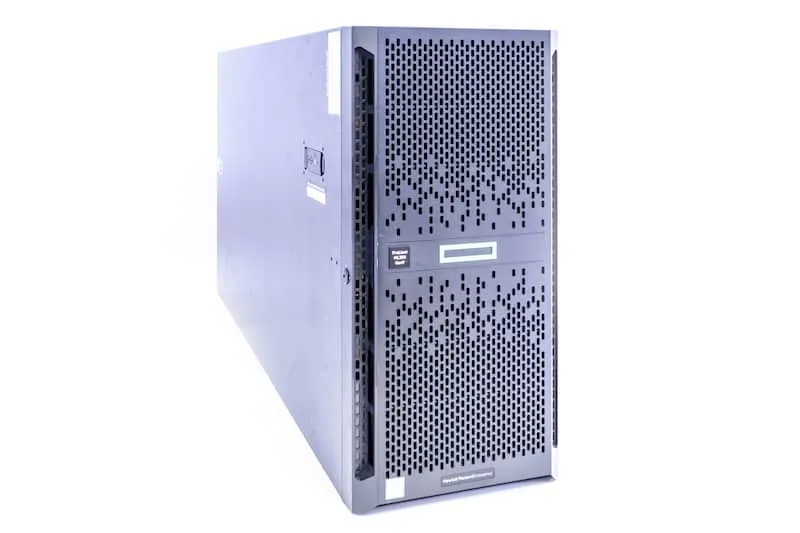 HPE ML350 Gen9, 1x E5-2620v4@2.10GHz, 8-core, 32GB PC4-2400T (2x16), 8xSFF HPE ML350 Gen9, 1x E5-2620v4@2.10GHz, 8-core, 32GB PC4-2400T (2x16), 8xSFF, DVDRW, P440ar/2G, 2x500W