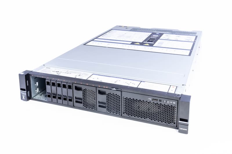 Lenovo x3650 M5, 2x E5-2697v4@2.30GHz, 18-Core, 32GB PC4-2400T (2x16), 8xSFF, M1215, 2x900W