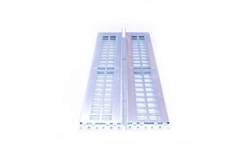 HITACHI RAIL KIT 2U Universal 