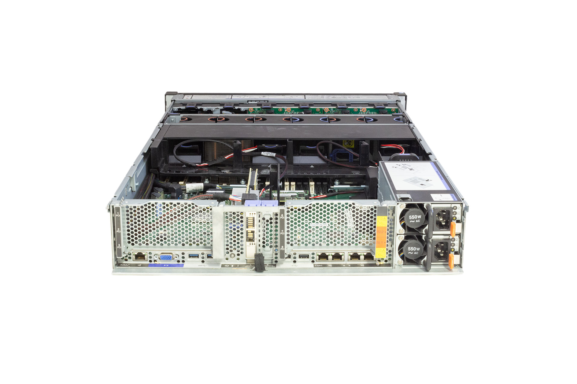 Lenovo X3650 M5, 1x E5-2620v3 2.40GHz, 6-C, noRAM, noPciCage, 16xSFF, 2x M5210/Batt., DVD-RW, 2x550W
