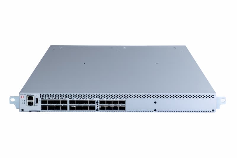 Brocade SAN Switch 6505, 24-port SFP+ 16G, managed, 12 ports active, airflow port-side-out, 2x 150W