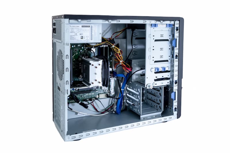 TAROX Workstation E, E-2144G 3.60GHz, 4-C, 32GB PC4, 512GB NVMe, Cardread, NVQ-P1000, DVD, Win10Pro