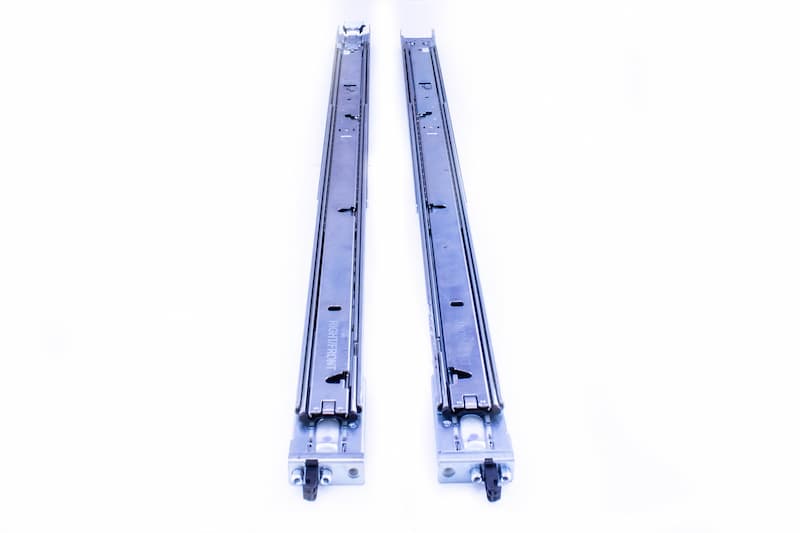IBM RAIL KIT for SAN Volume Controller 2145-DH8 IBM RAIL KIT for SAN Volume Controller 2145-DH8 (and other X3550 M4, X3650 M4)