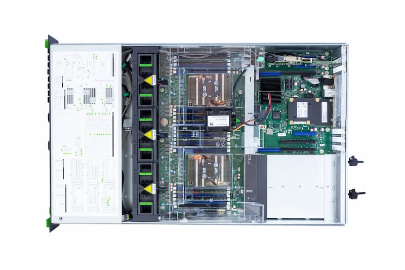 Fujitsu-RX2540-M4-Rack-Server -mit-8xSFF-CTO