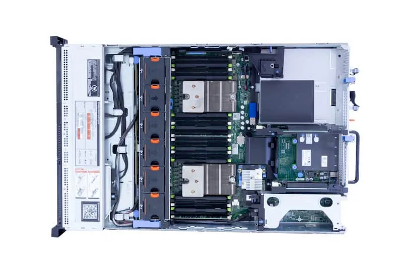 Dell R720, 2x E5-2640 2.5GHz, 6-Core, 32GB PC3-12800R (2x16), 8xLFF, DVD-RW, H710Mini, 2x750W