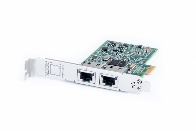 HPE NIC 332T 1GbE RJ45 BCM5720 PCI-E DP HPE NIC 332T 1GbE RJ45 BCM5720 PCI-E DP