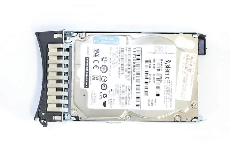 IBM HDD 300GB 6G SAS 10k 2.5