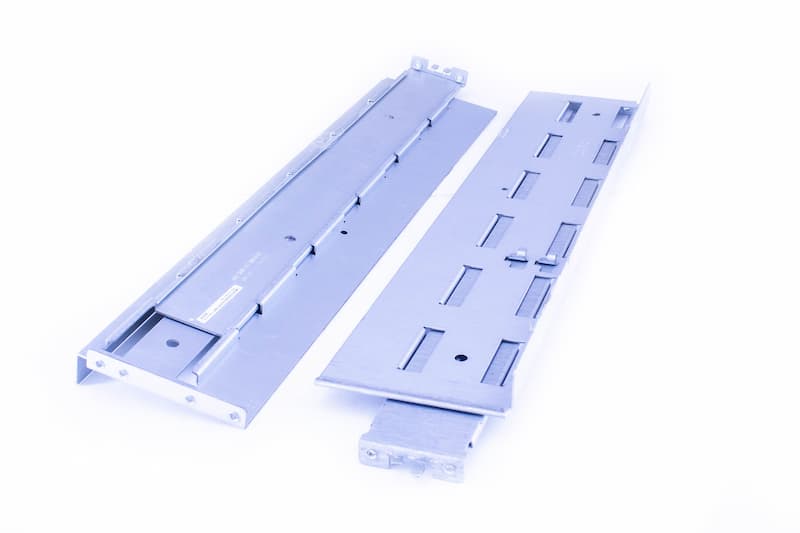 EMC RAIL KIT 3U for EMC CX, SAE Shelf, Universal