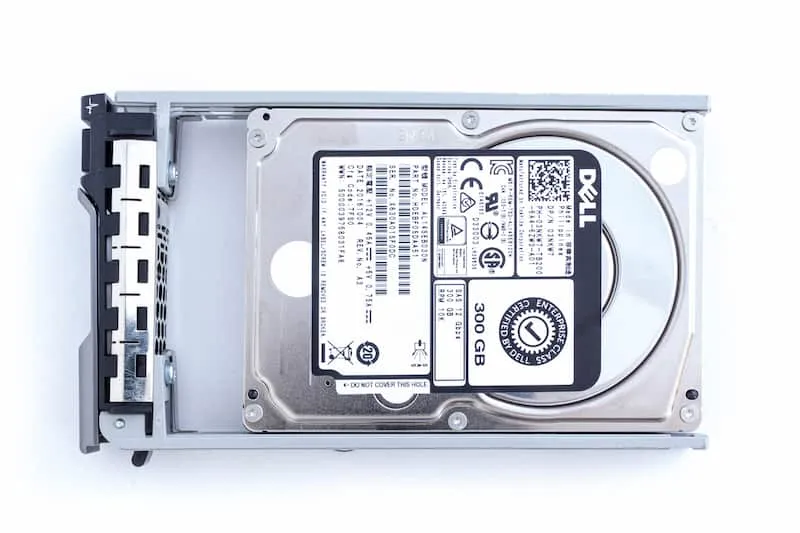 DELL HDD 300GB 12G SAS 10k 2.5 DELL HDD 300GB 12G SAS 10k 2.5"