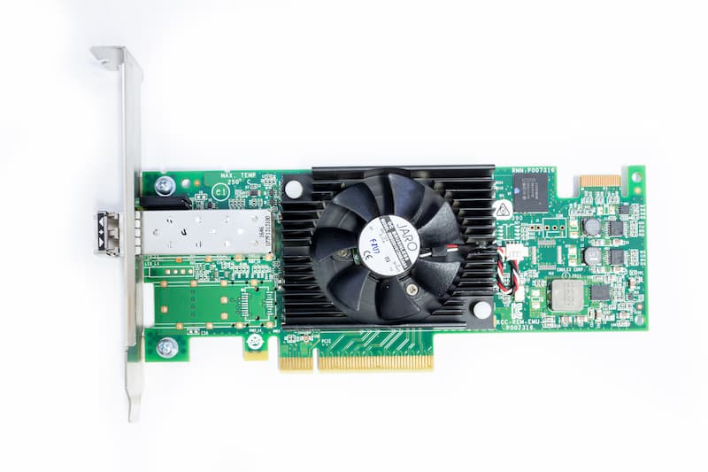 DELL FC-HBA LPE16000 PCI-E, 16GB SFP+ incl. 1x GBIC