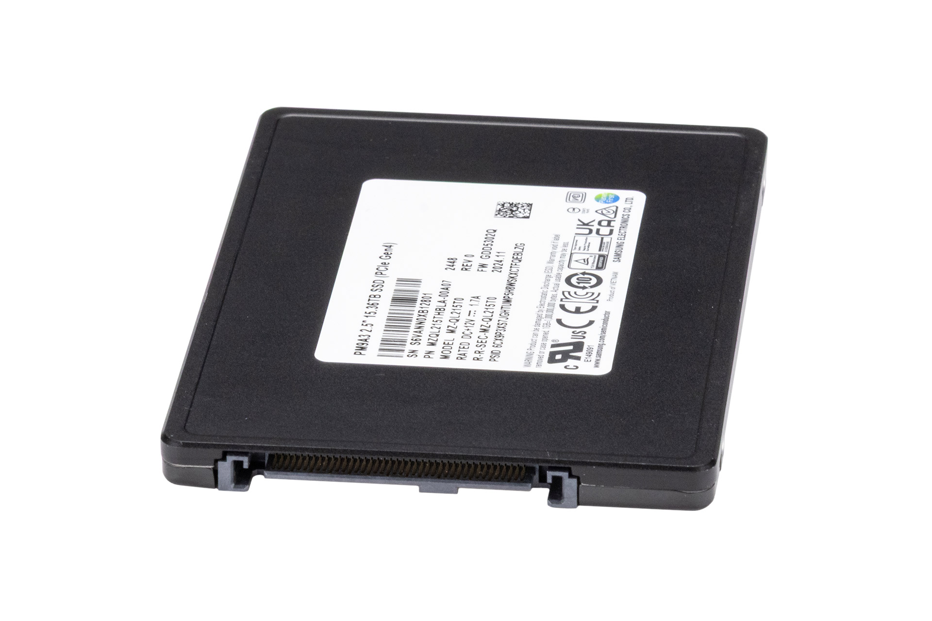 Samsung 15.36TB PCIe 4.0 U2 NVMe SSD, 2.5 Zoll SFF Festplatte für Server