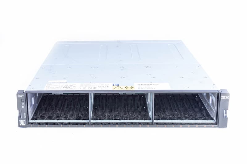 IBM Storwize V3700 Dual Controller, 24xSFF, each 3x 6G SAS host ports, 1x 6G SAS exp. port IBM Storwize V3700 Dual Controller, 24xSFF, each 3x 6G SAS host ports, 1x 6G SAS exp. port, 4x 8G FC