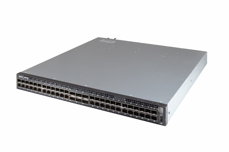 Dell Switch S4148F-ON,stackable, 48x10GbE SFP+, 4x100GbE QSFP28, 2x40GbE QSFP+, 2x550W,Port-Side-Out