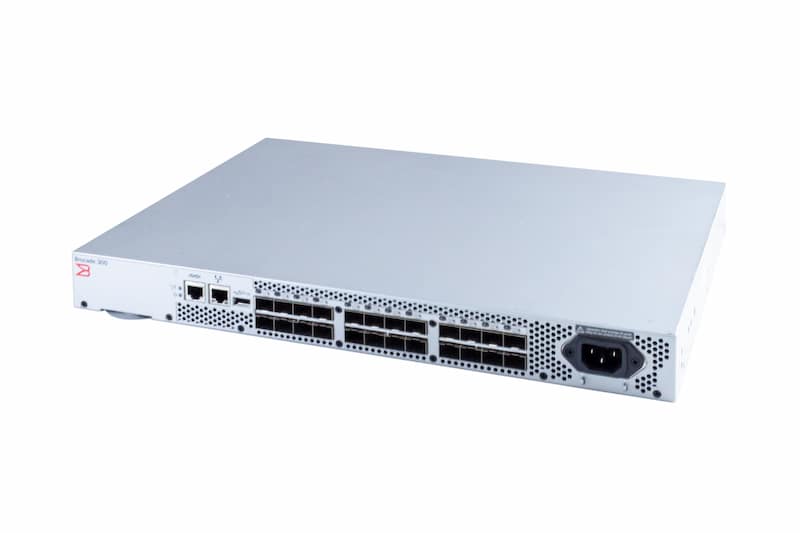 Brocade SWITCH SAN/FC 300, 24 ports 8Gb, 24 ports enabled Brocade SWITCH SAN/FC 300, 24 ports 8Gb, 24 ports enabled