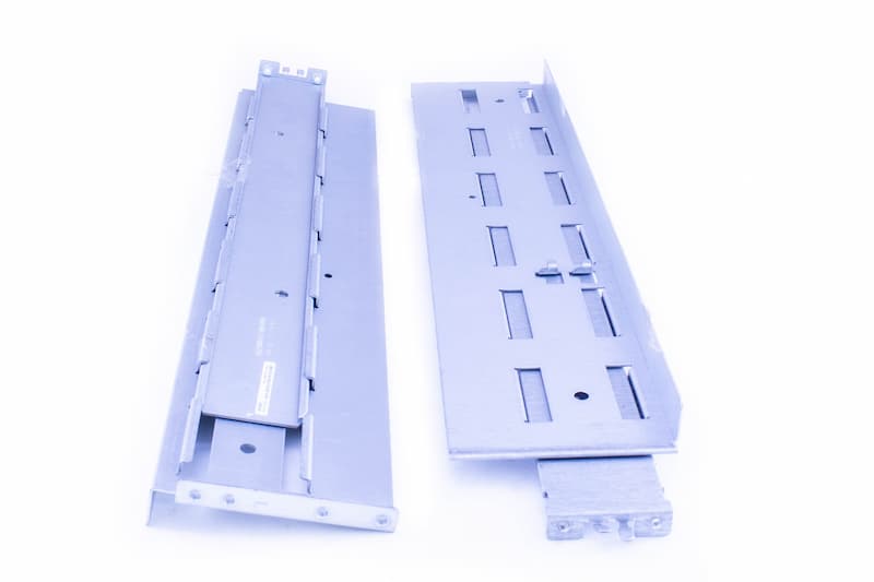 EMC RAIL KIT 3U for EMC CX, SAE Shelf, Universal