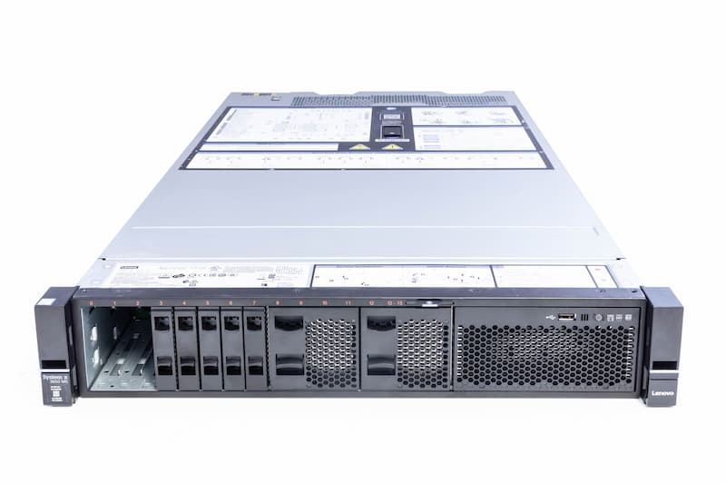 Lenovo x3650 M5, 2x E5-2697v4@2.30GHz, 18-Core, 32GB PC4-2400T (2x16), 8xSFF Lenovo x3650 M5, 2x E5-2697v4@2.30GHz, 18-Core, 32GB PC4-2400T (2x16), 8xSFF, M1215, 2x900W