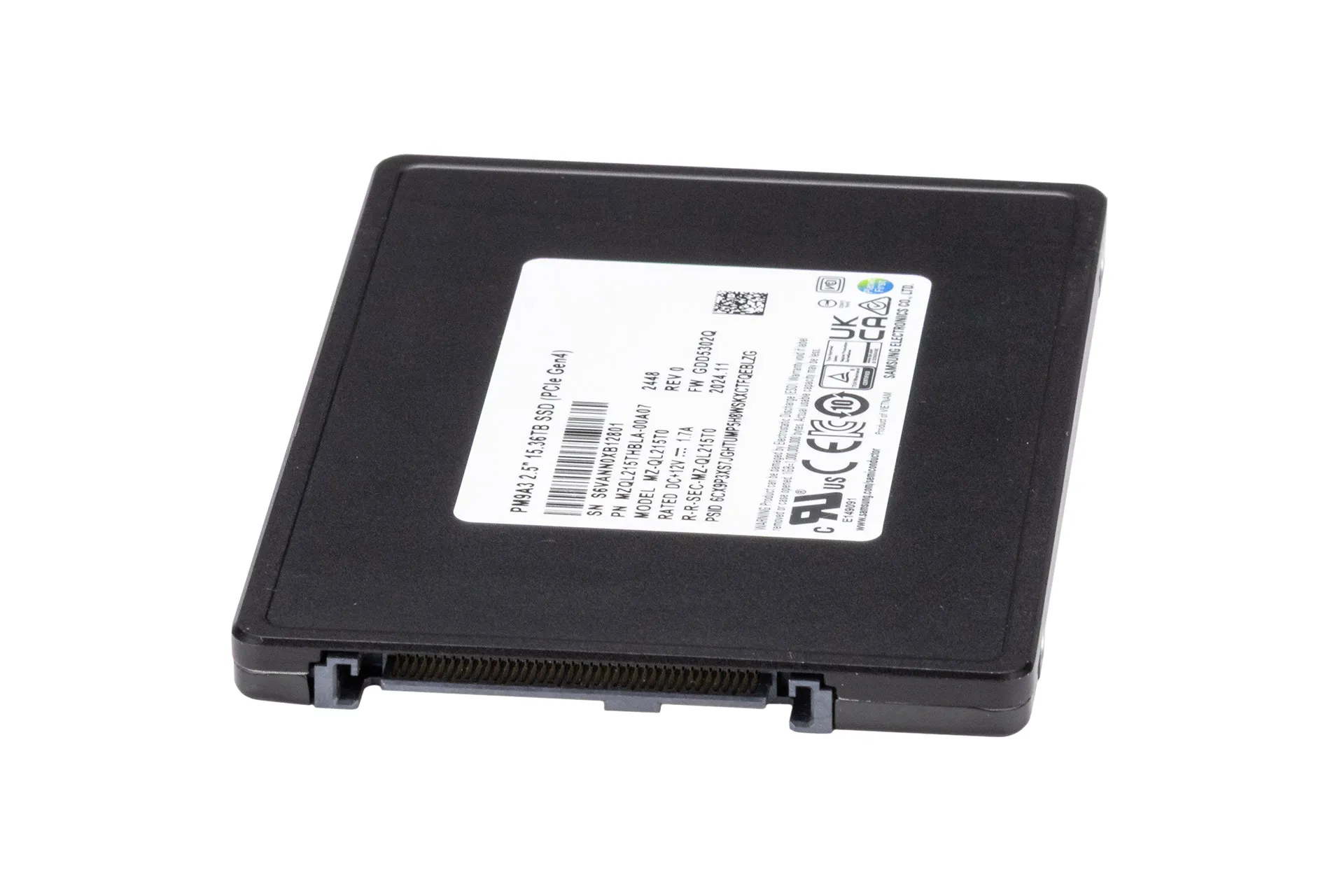 Samsung 15.36TB PCIe 4.0 U2 NVMe SSD, 2.5 Zoll SFF Festplatte für Server