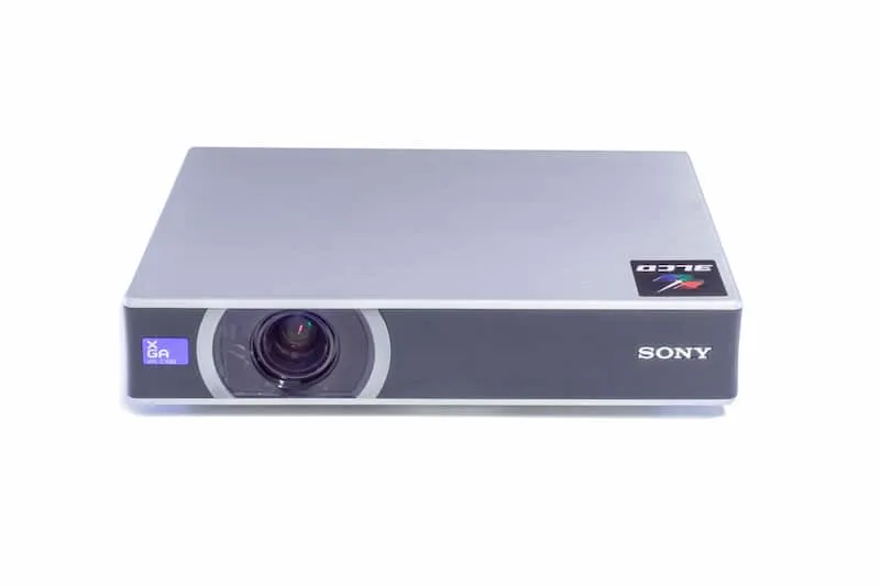 Sony Projektor CX20, 1024x768 (XGA), 2000 Lumen, Lampe ca.2000h Restlfz, Tasche, Fernbedienung
